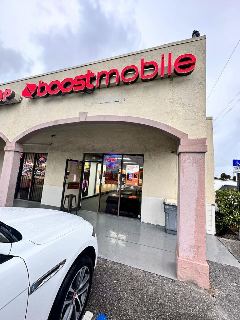 A lucrative opportunity this Boost Mobile Cell Phone store priced at $70,000 , more than a number, it's a remarkable value in the Mil Lake Plaza on Lake Worth Rd, Greenacres, ensuring maximum visibility in this prime location.As an authorized Boost Mobile dealer, it holds a unique advantage, offering Money Sending Services and Utility Bill Payment Services, enhancing revenue. With 7 years in the community, it's owner-operated, ensuring customer trust. The 1,200 sqft space and $3,000 inventory support diverse offerings.With a robust monthly cash flow of $4,000, it's undeniably lucrative. A flexible lease at $2,860 per month, recently renewed for 3 years, ensures stability. Opportunities like this, proven and primed for growth, are rare. Seize this chance for a successful venture!