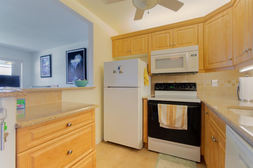 Photo of 740 Horizons W #207, Boynton Beach, FL 33435 (MLS # R11098867)