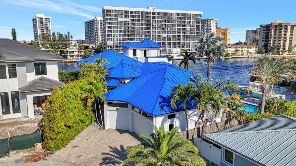 Photo of 2870 NE 9TH Street, Pompano Beach, FL 33062 (MLS # B26092151)