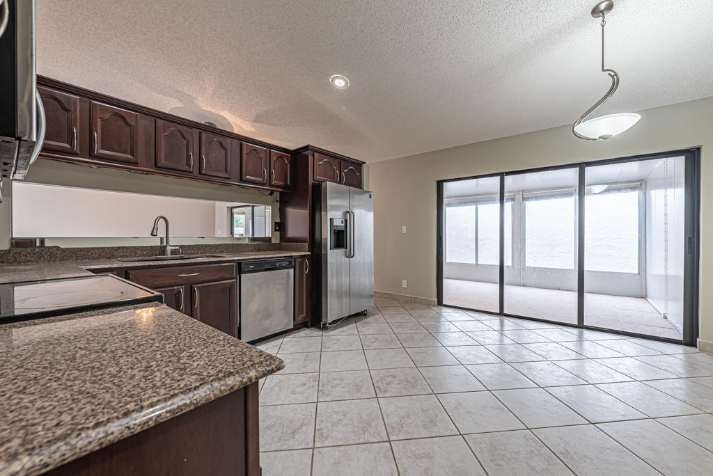 RAINBERRY LAKE PH IV-A - Residential