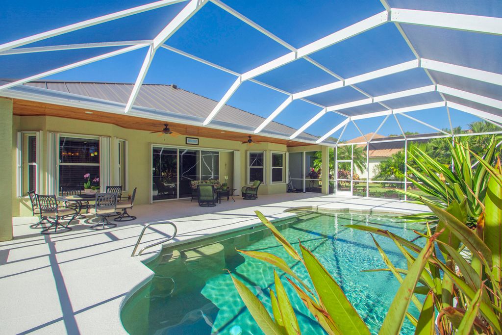 Photo of 1710 Cassville Avenue, Vero Beach, FL 32966 (MLS # R11162633)