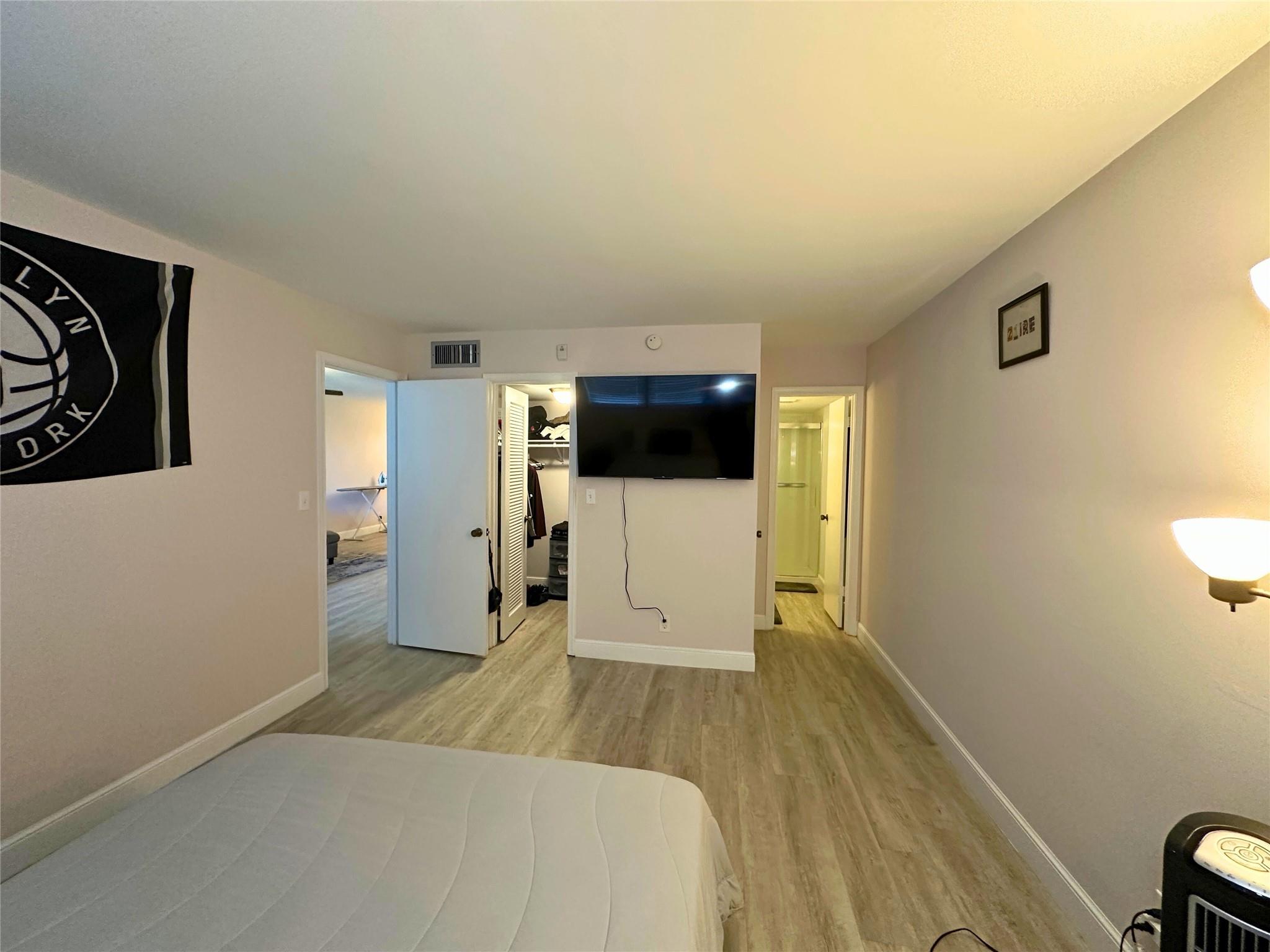 Deer Creek Country Club - Residential Lease