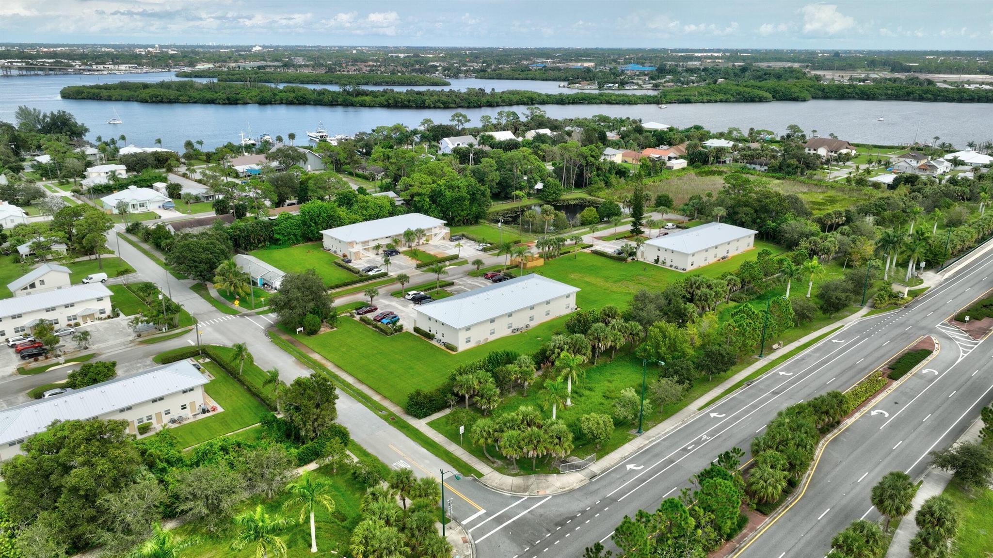 PALM CITY AMENDED PLAT OF - Commercial Sale