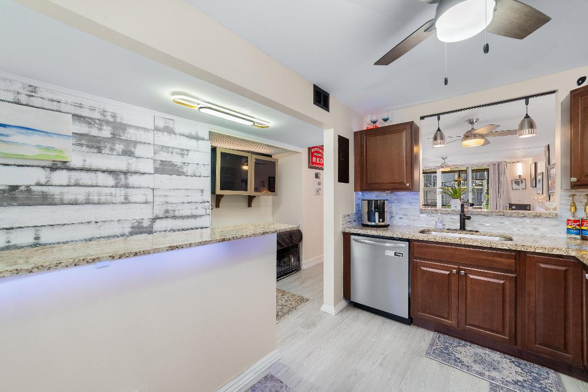 ISLAND CLUB THREE CONDO - Residential