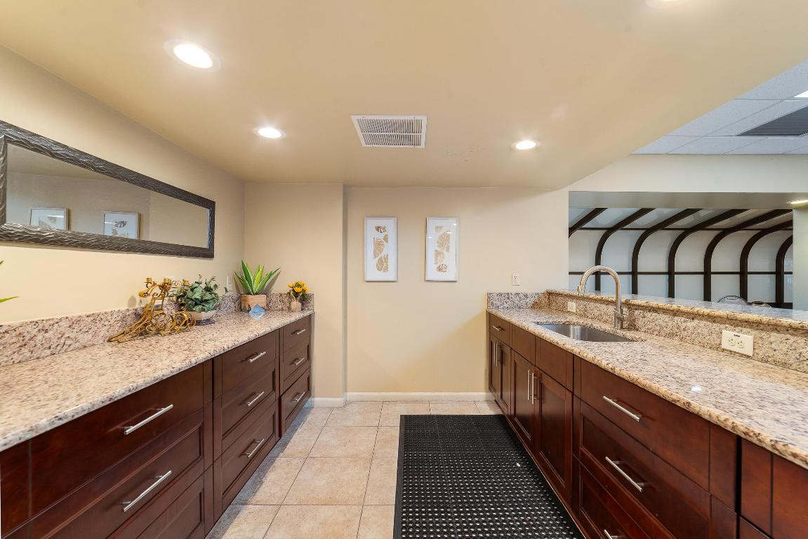 ISLAND CLUB THREE CONDO - Residential