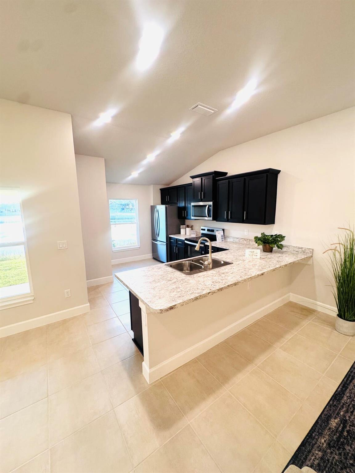 WATERSTONE PHASE FOUR - Residential