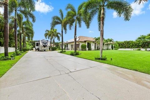 Tiny photo for 17433 Hamlin Boulevard, Loxahatchee, FL 33470 (MLS # B26054391)