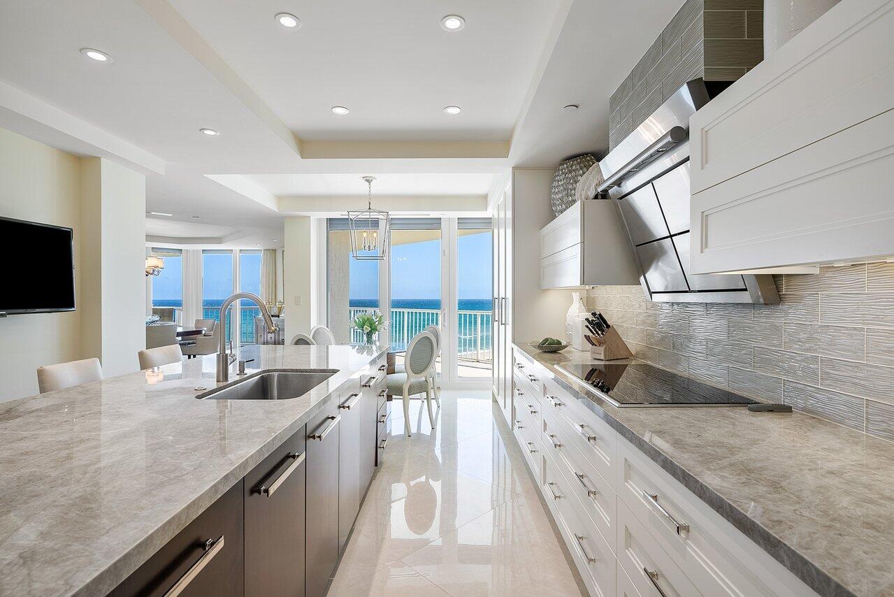 TWENTY SEVEN SEVENTY SOUTH OCEAN BLVD - Residential