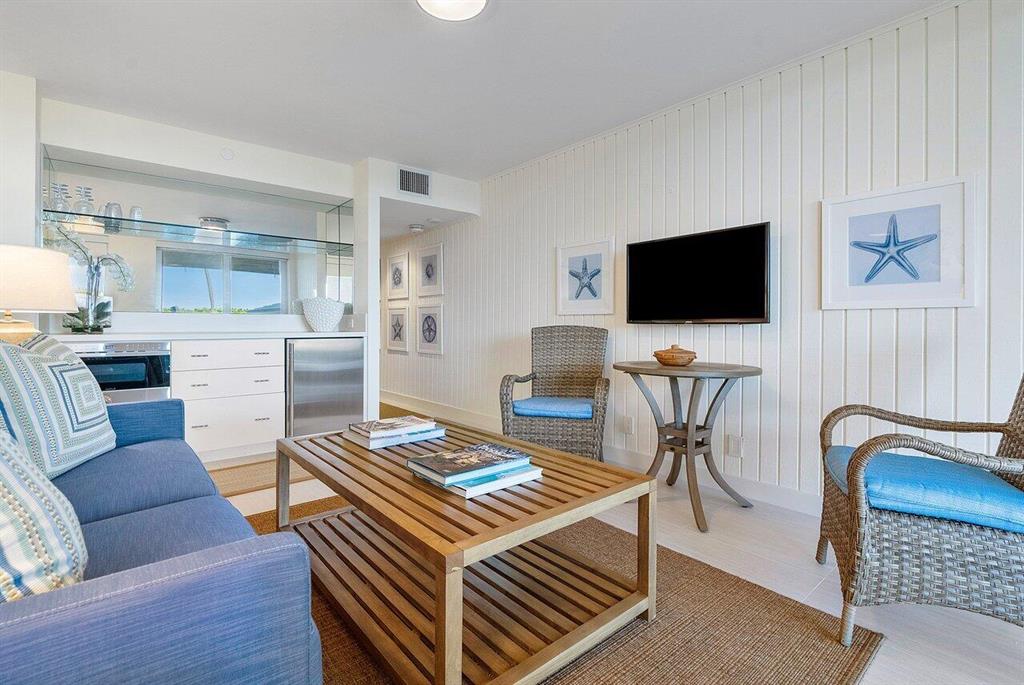 TWENTY SEVEN SEVENTY SOUTH OCEAN BLVD - Residential