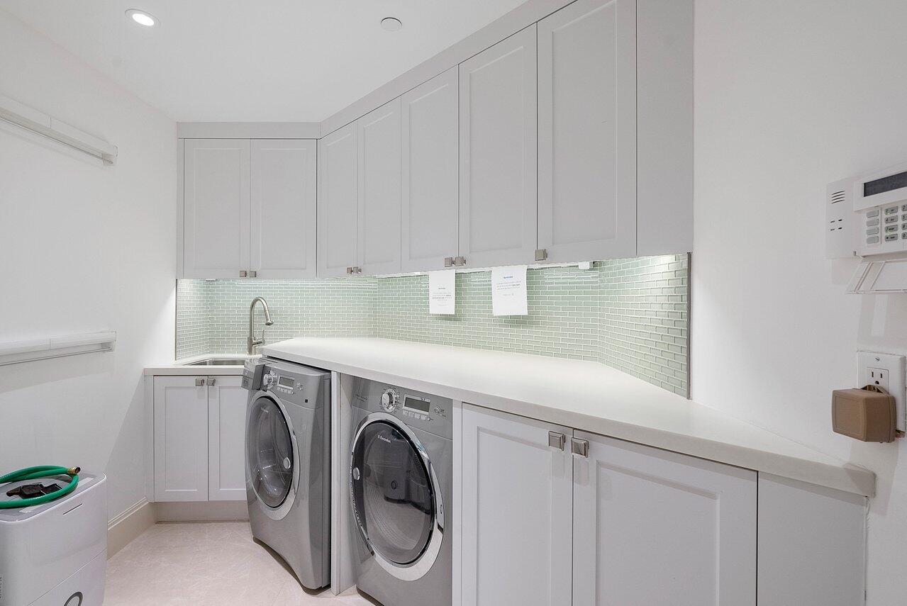 TWENTY SEVEN SEVENTY SOUTH OCEAN BLVD - Residential