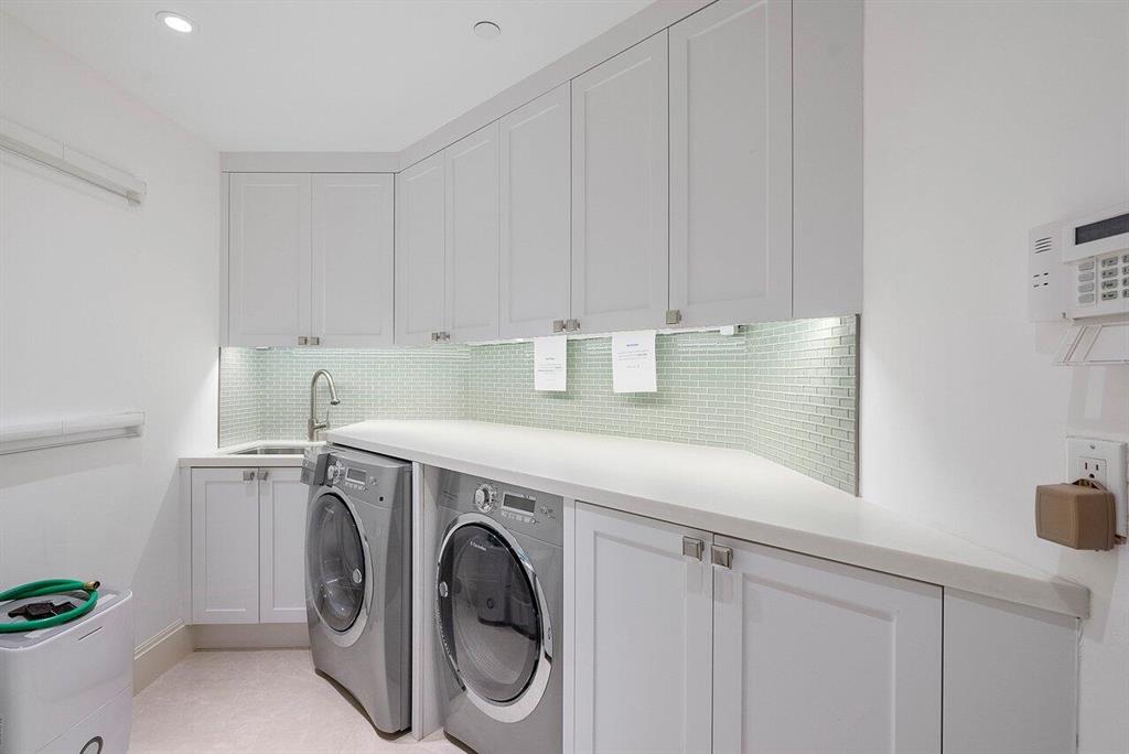 TWENTY SEVEN SEVENTY SOUTH OCEAN BLVD - Residential