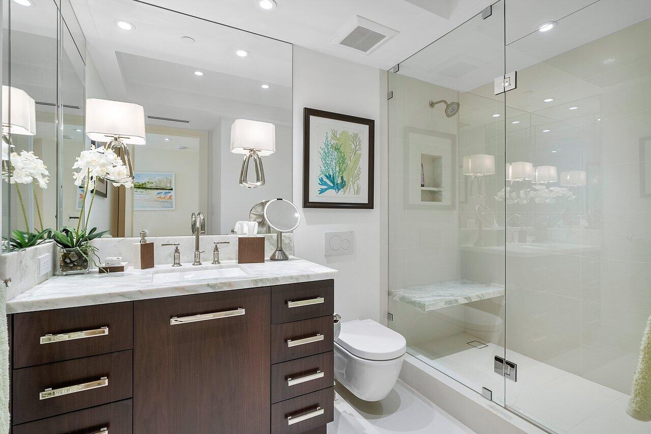 TWENTY SEVEN SEVENTY SOUTH OCEAN BLVD - Residential