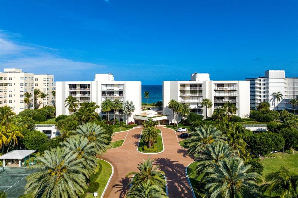 TWENTY SEVEN SEVENTY SOUTH OCEAN BLVD - Residential