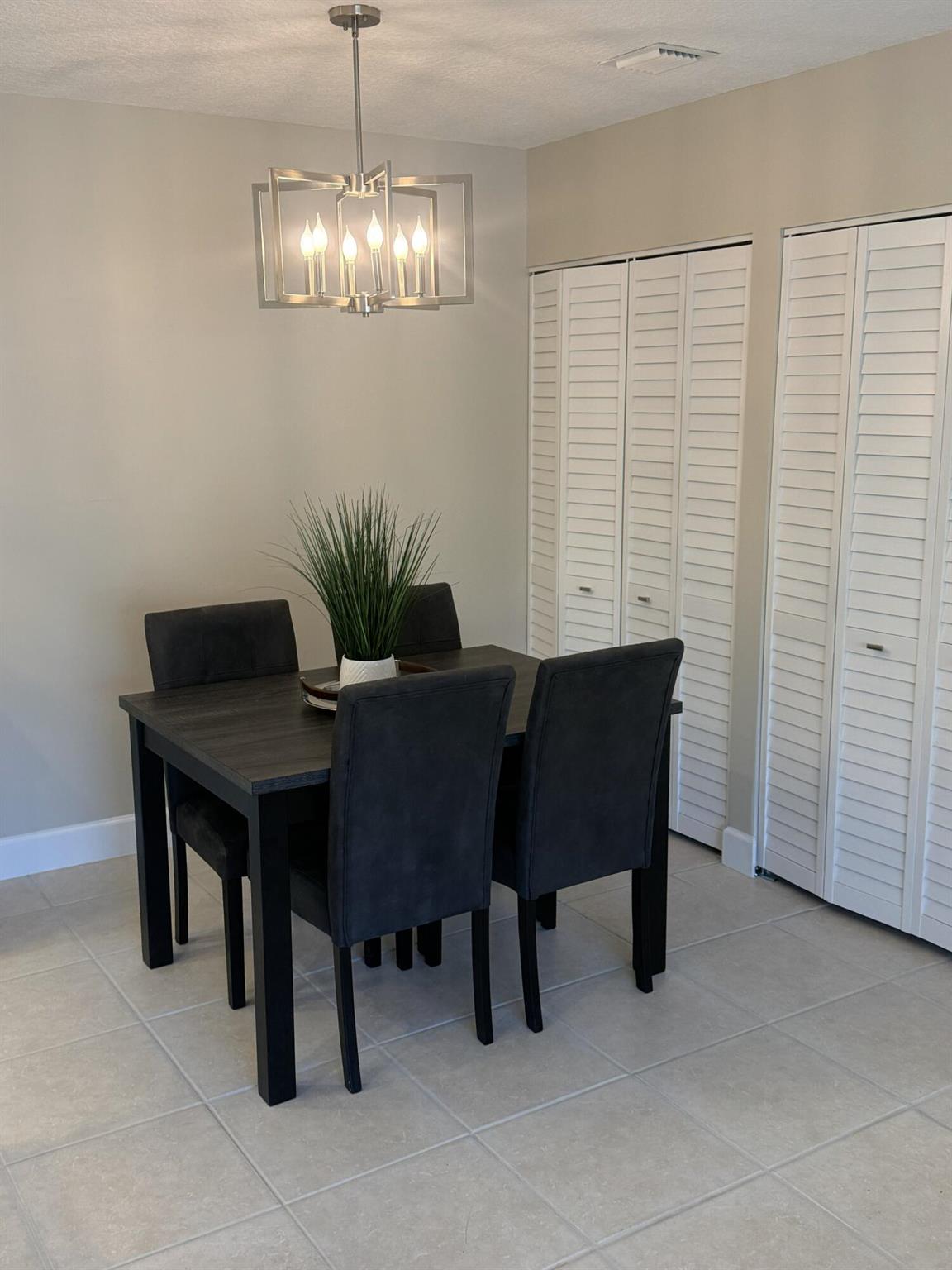 Cinnamon Tree - Residential Lease