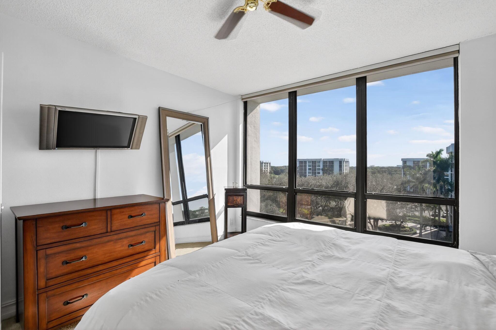 Lakewood Midrise - Residential