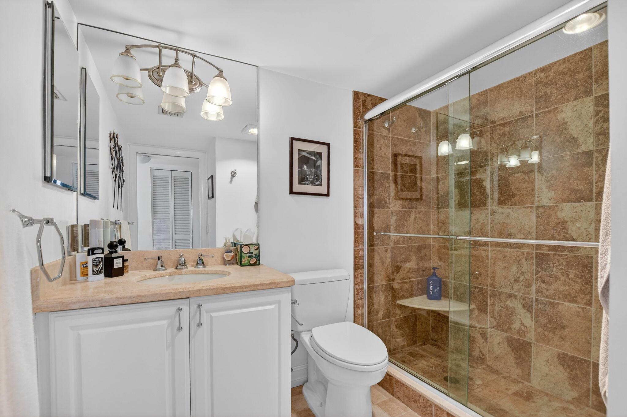 Lakewood Midrise - Residential