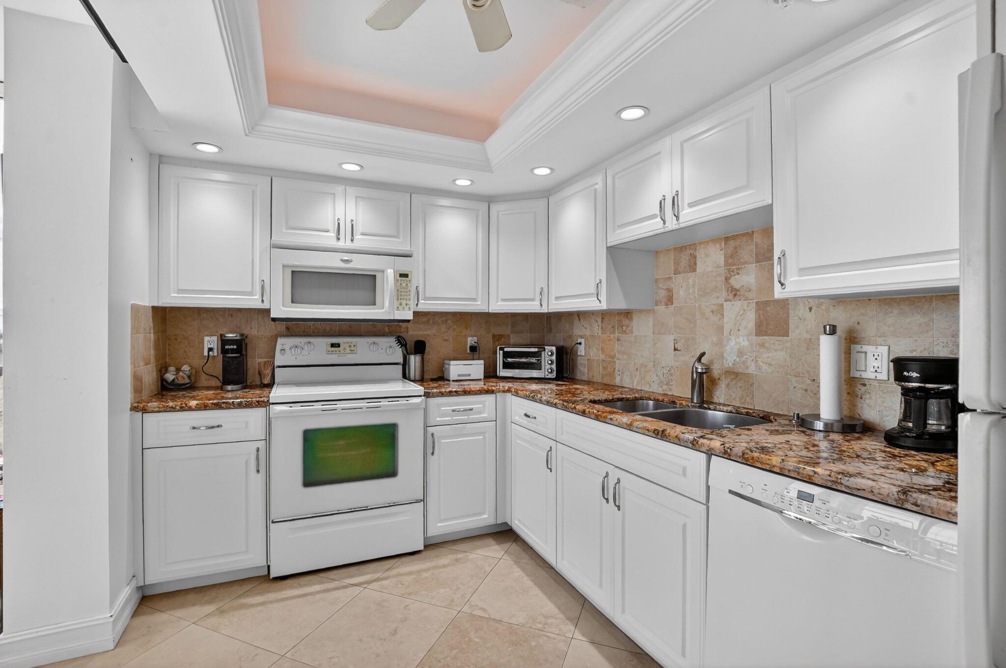 Lakewood Midrise - Residential