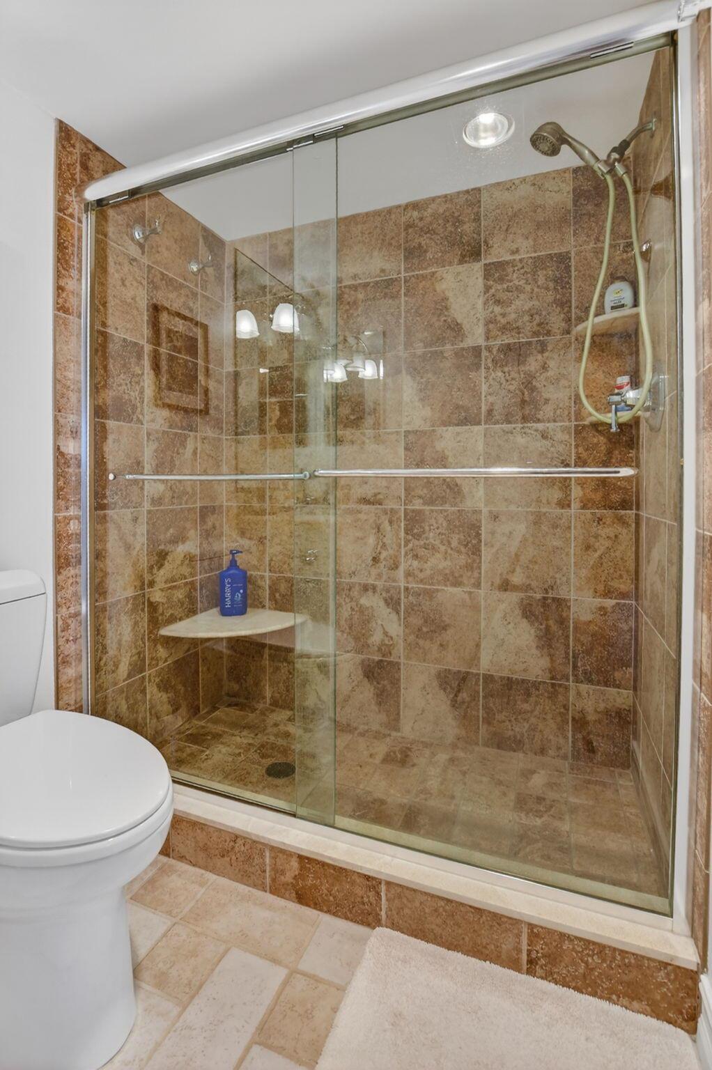 Lakewood Midrise - Residential