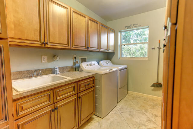 KELSEY CITY - Residential