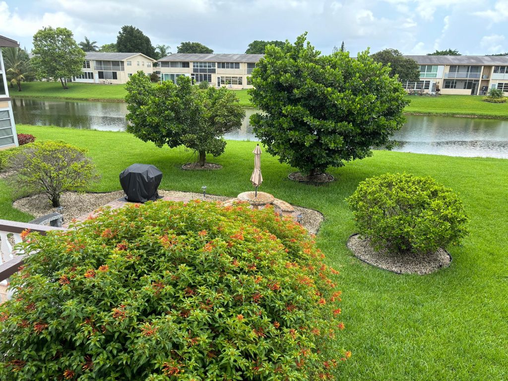 Photo of 325 Andover, West Palm Beach, FL 33417 (MLS # B26004055)