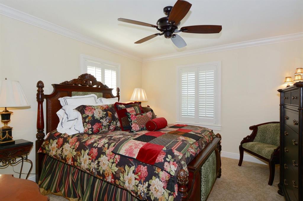 REGENTS PARK - Residential