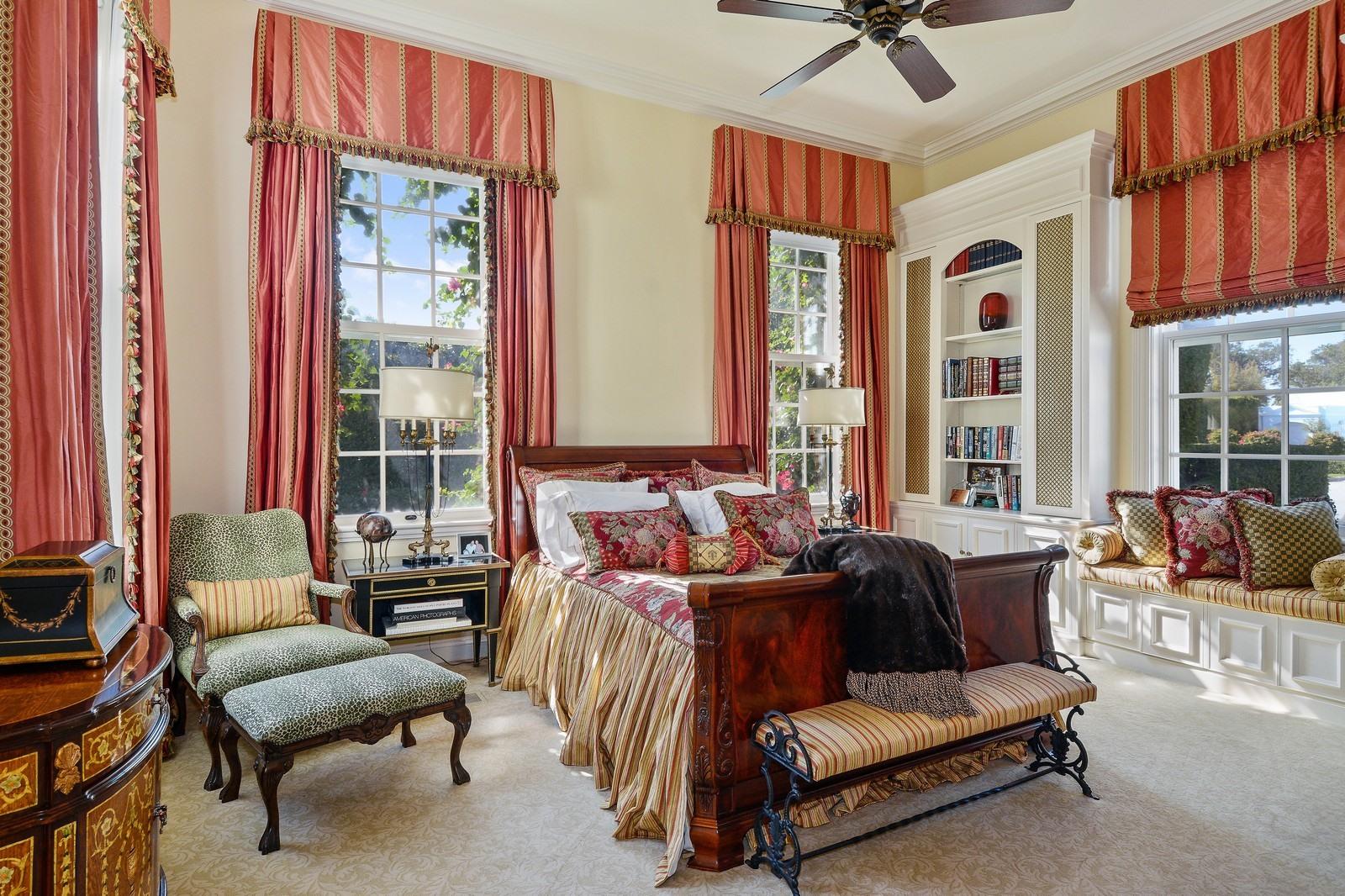 REGENTS PARK - Residential