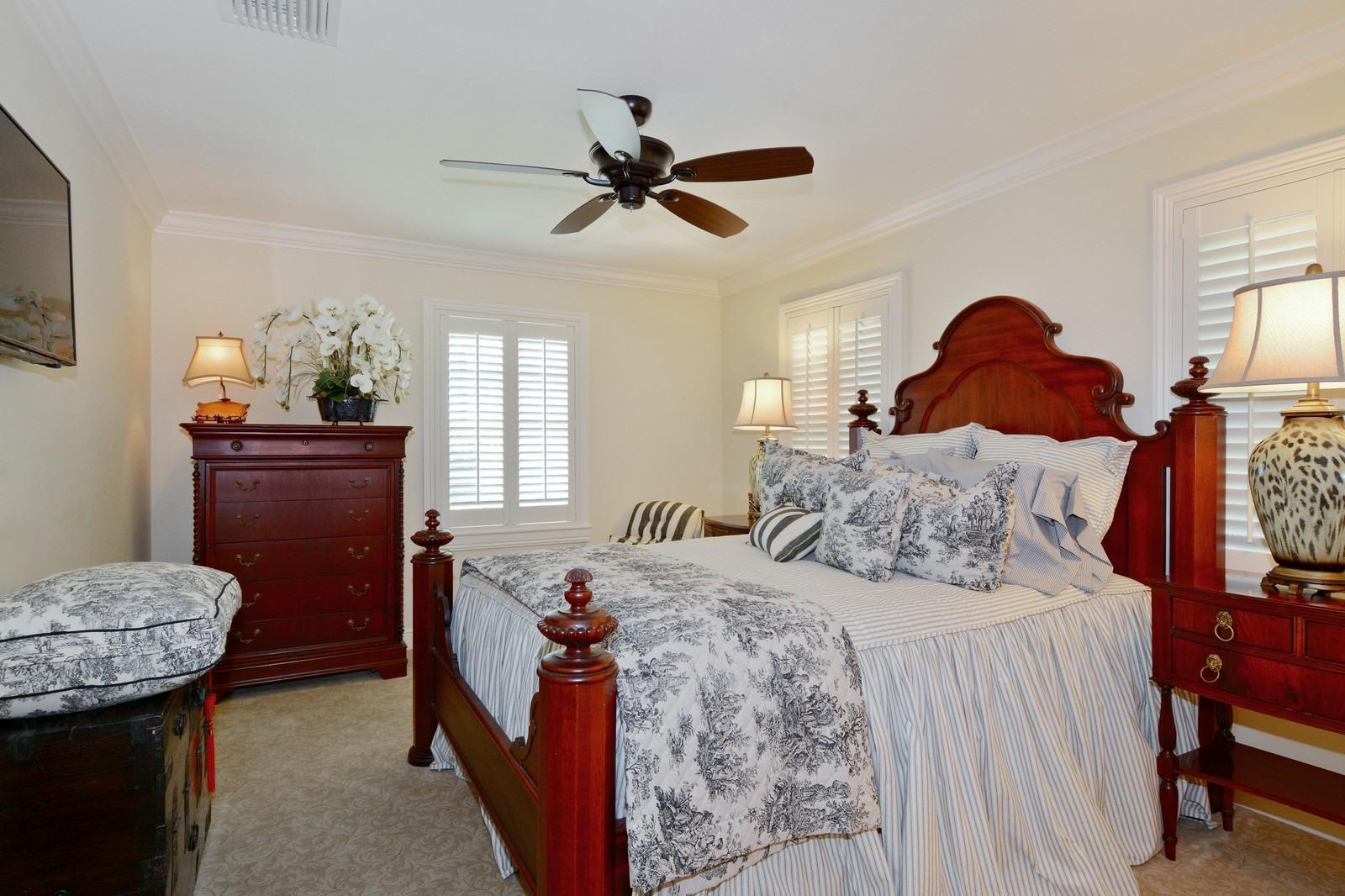 REGENTS PARK - Residential