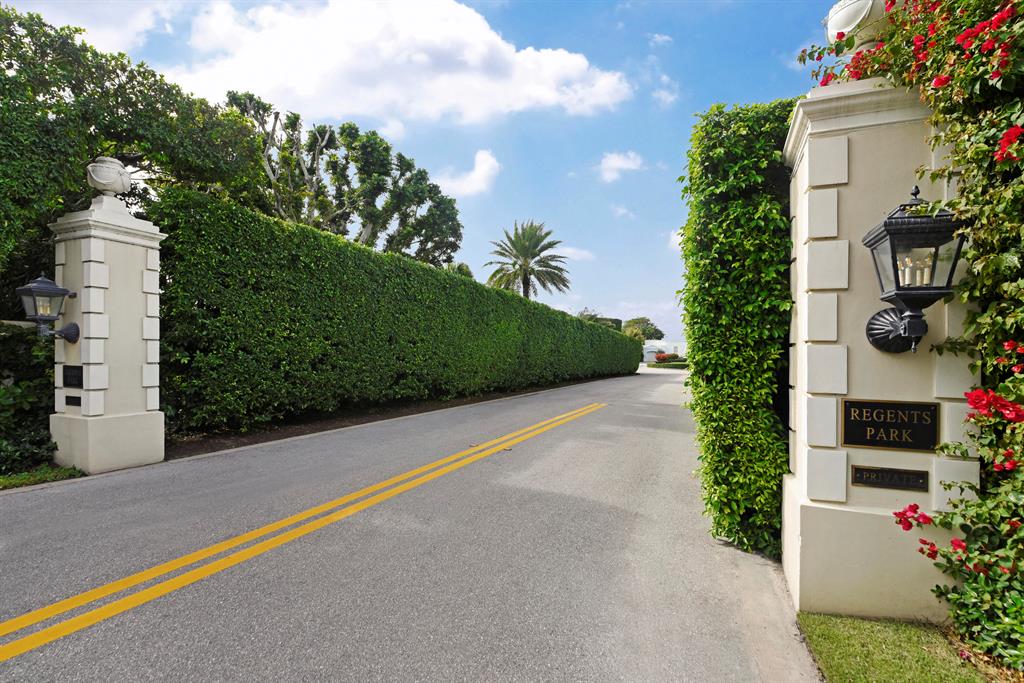 REGENTS PARK - Residential