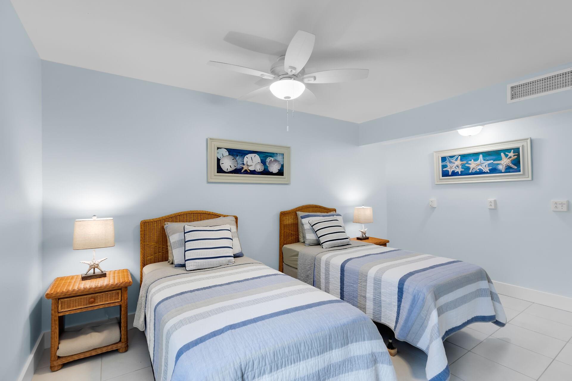 Faro Blanco - Residential