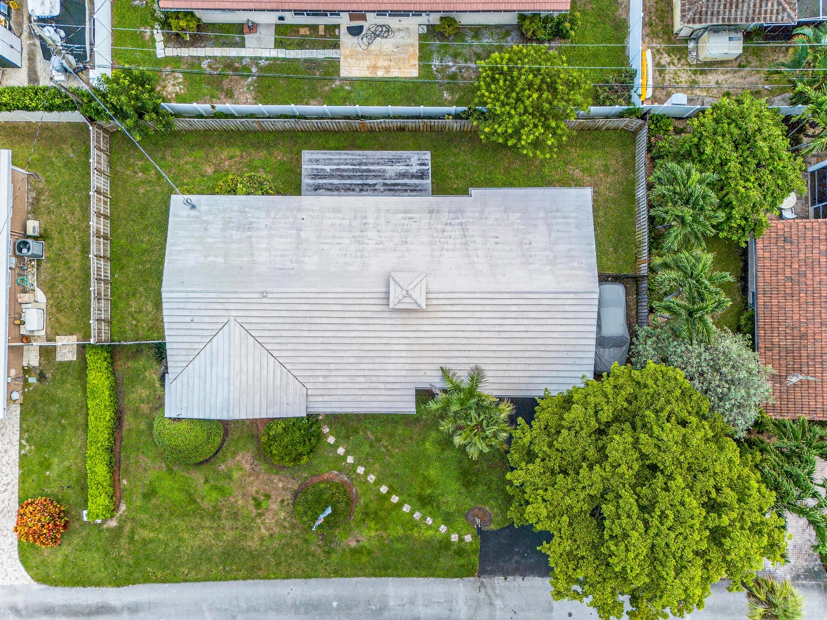 2750 SE 3rd Street