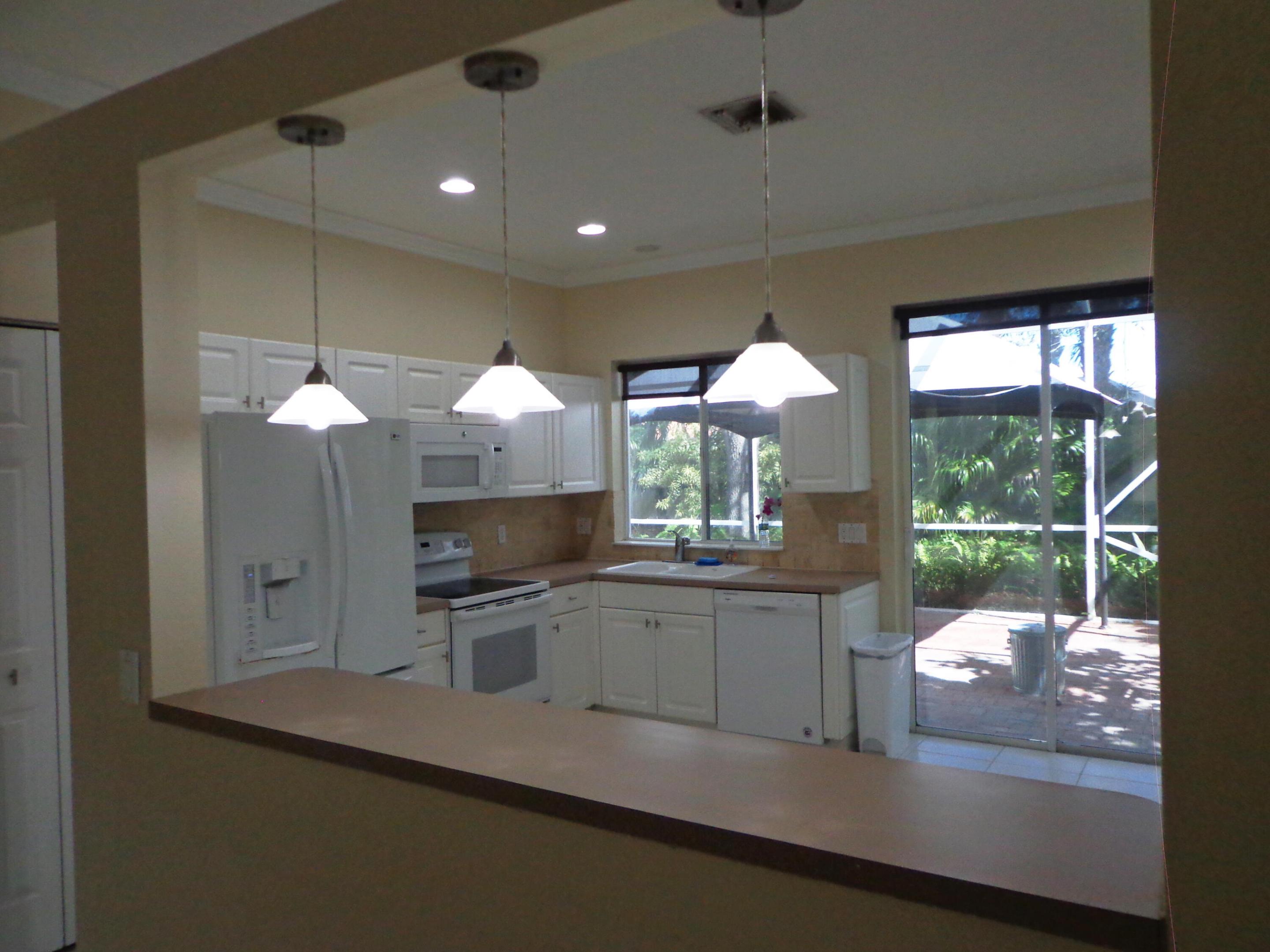 ISLES AT WELLINGTON 1 - Residential Lease