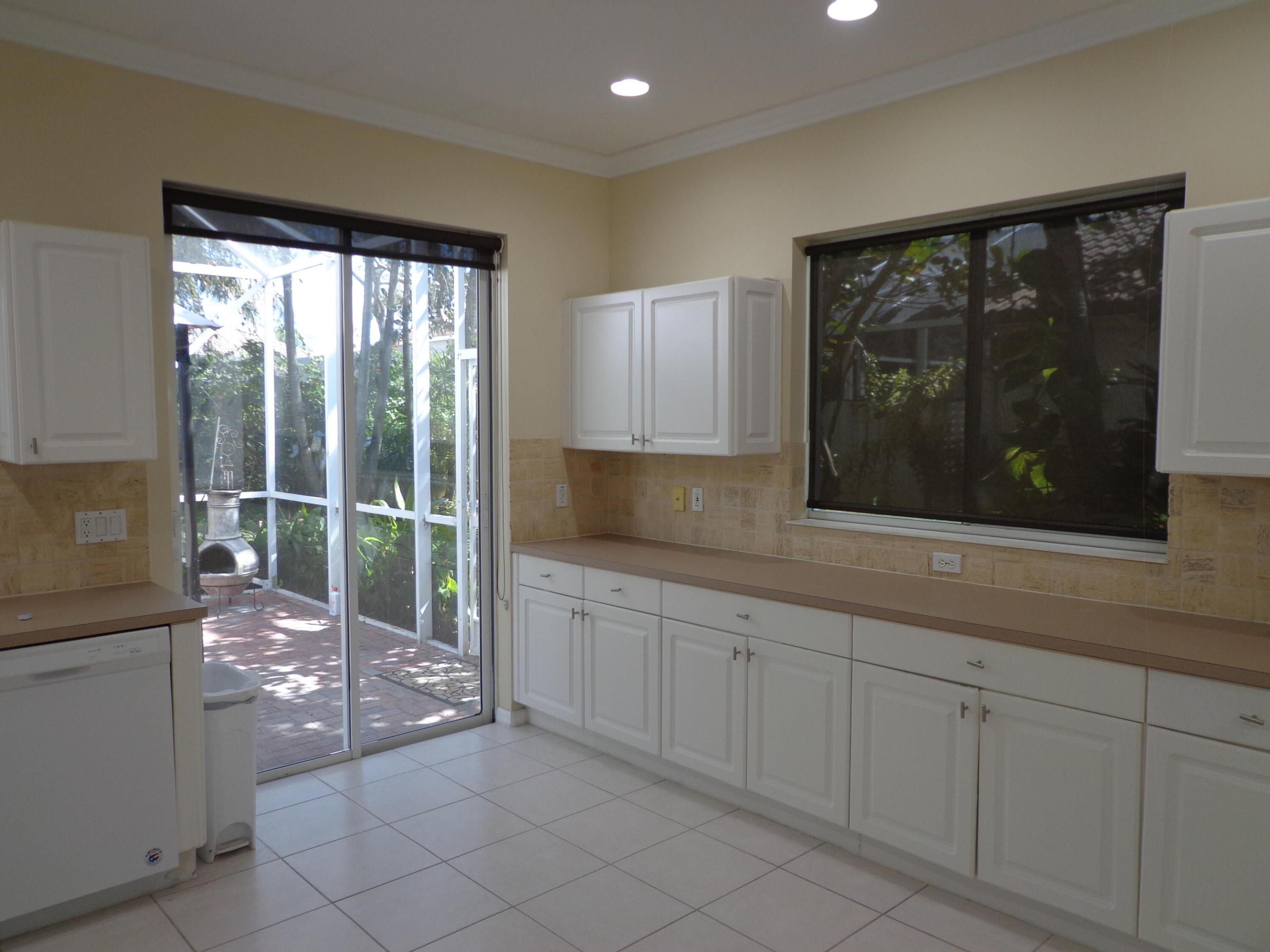 ISLES AT WELLINGTON 1 - Residential Lease