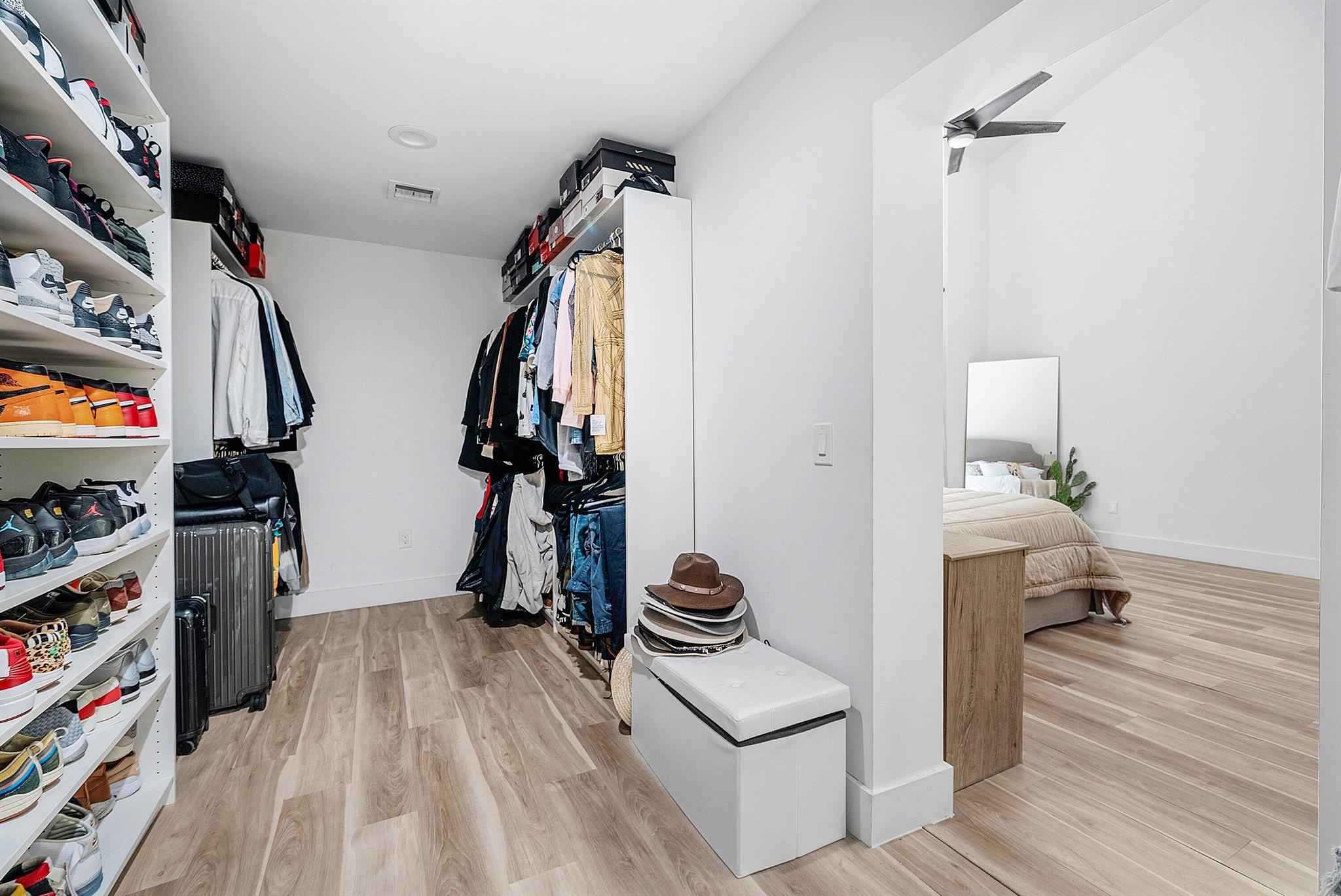 WOODFIELD HUNT CLUB II - Residential