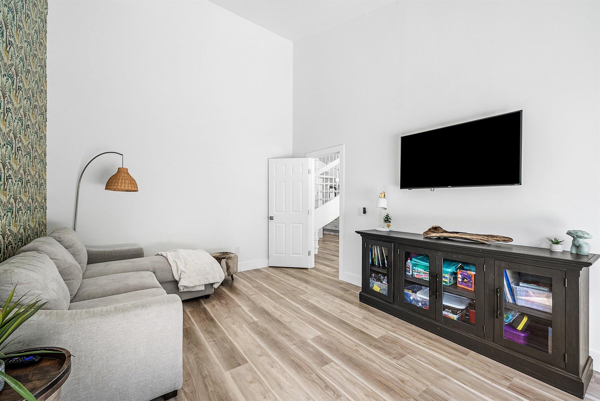 WOODFIELD HUNT CLUB II - Residential