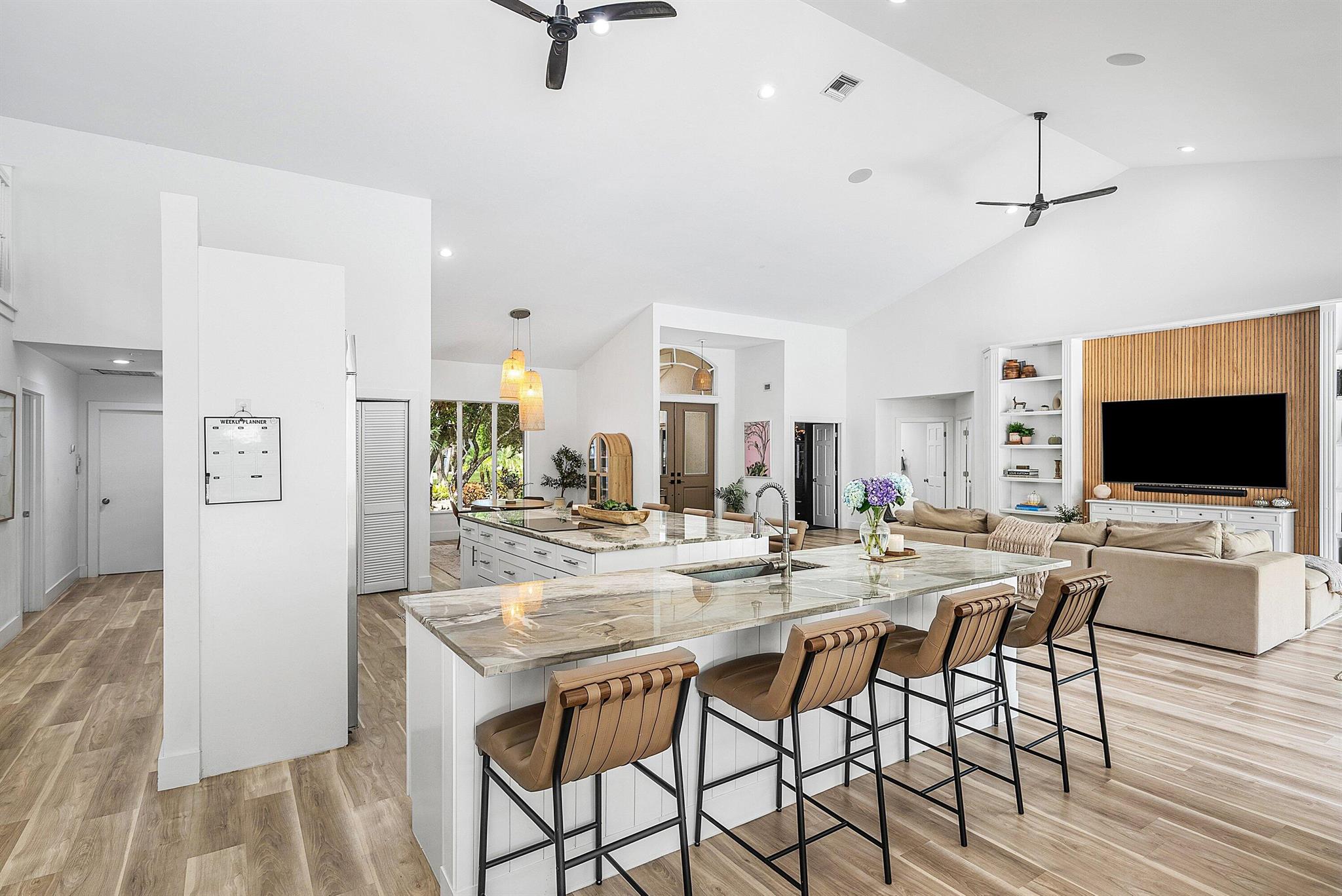 WOODFIELD HUNT CLUB II - Residential