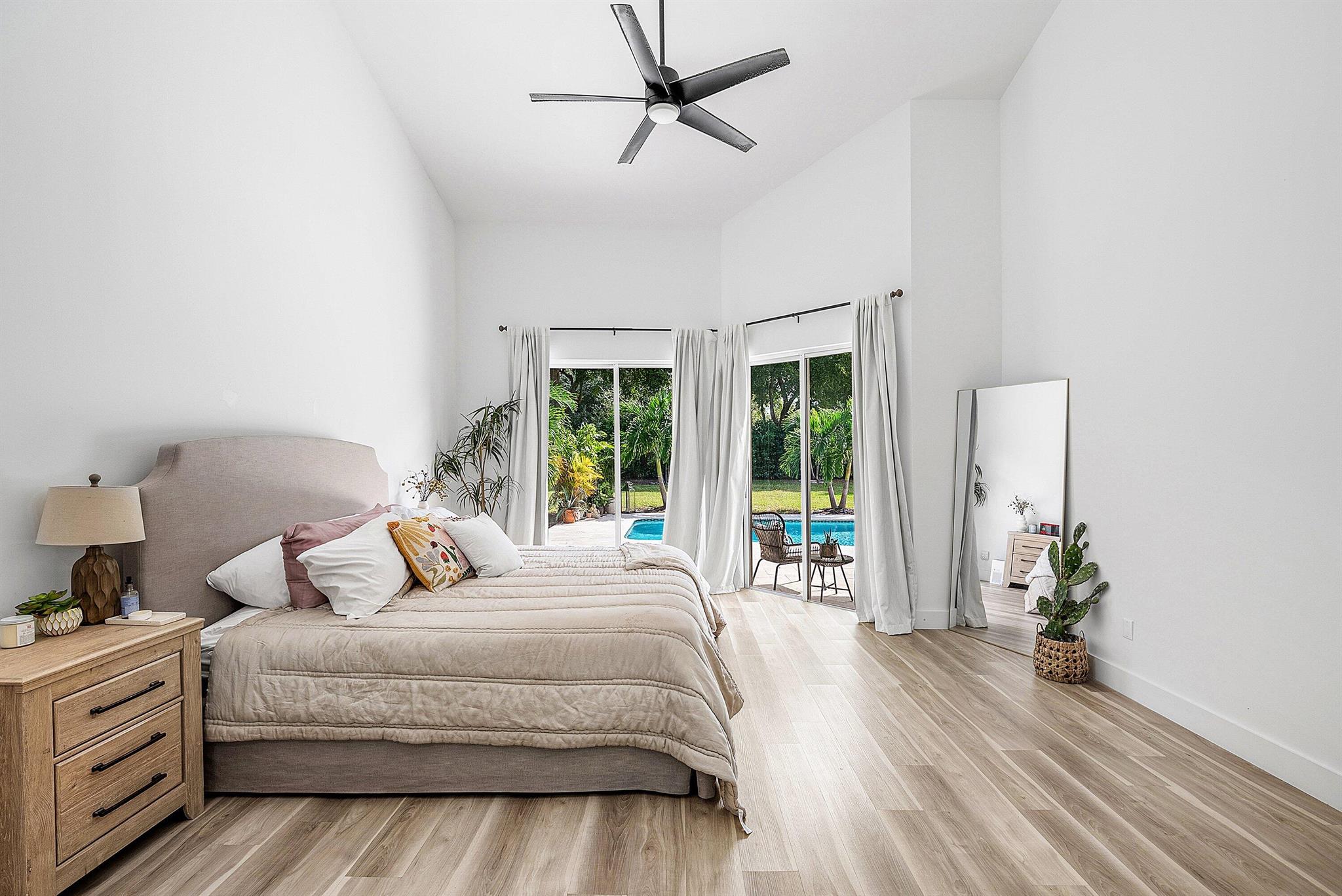 WOODFIELD HUNT CLUB II - Residential