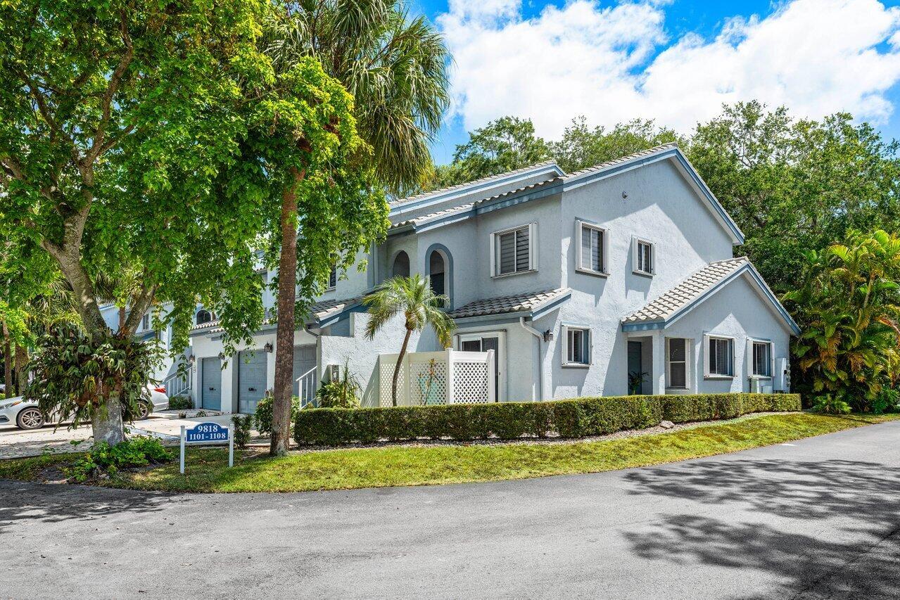 9818 Nickels Boulevard 1104
