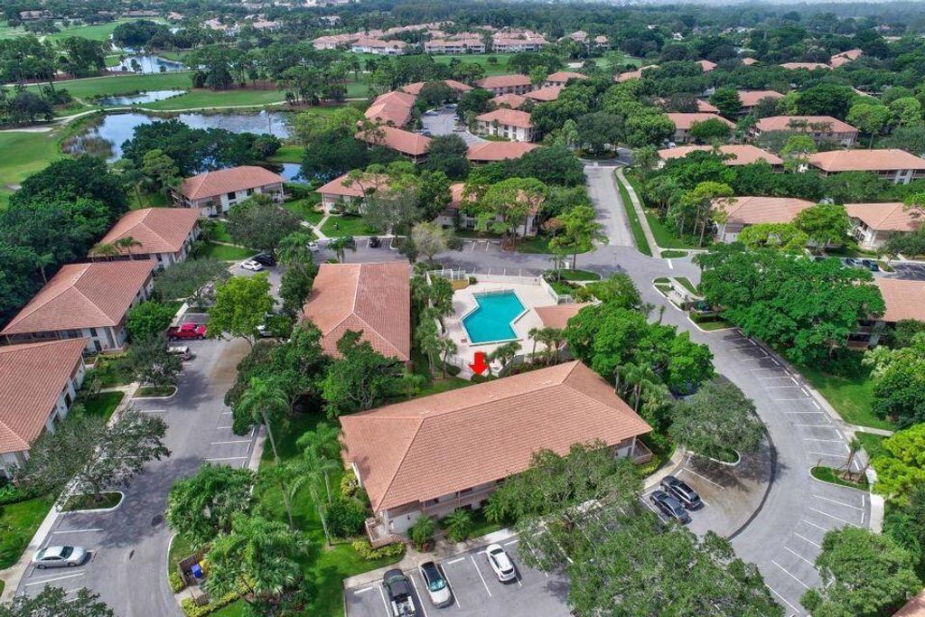 Photo of 421 Brackenwood Lane S, Palm Beach Gardens, FL 33418 (MLS # R10907420)