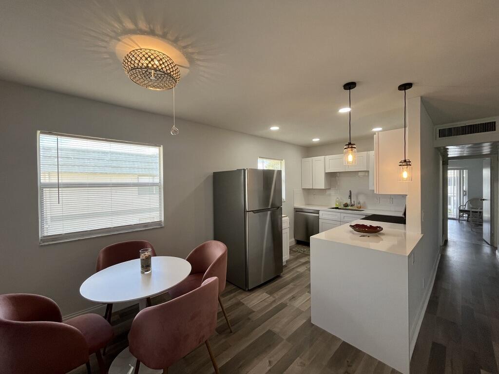 KINGS POINT MONACO CONDOS - Residential