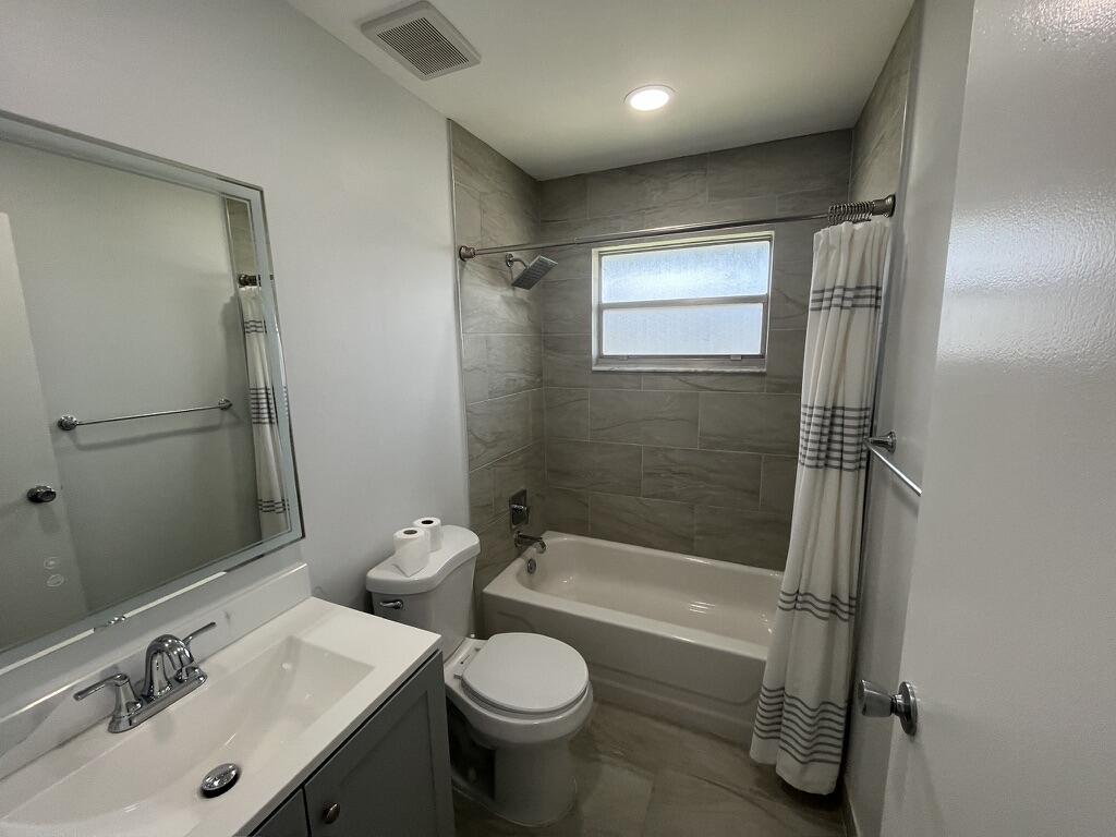 KINGS POINT MONACO CONDOS - Residential