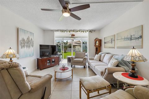 Condominium in Dania Beach FL 1025 2nd Ave Ave 5.jpg