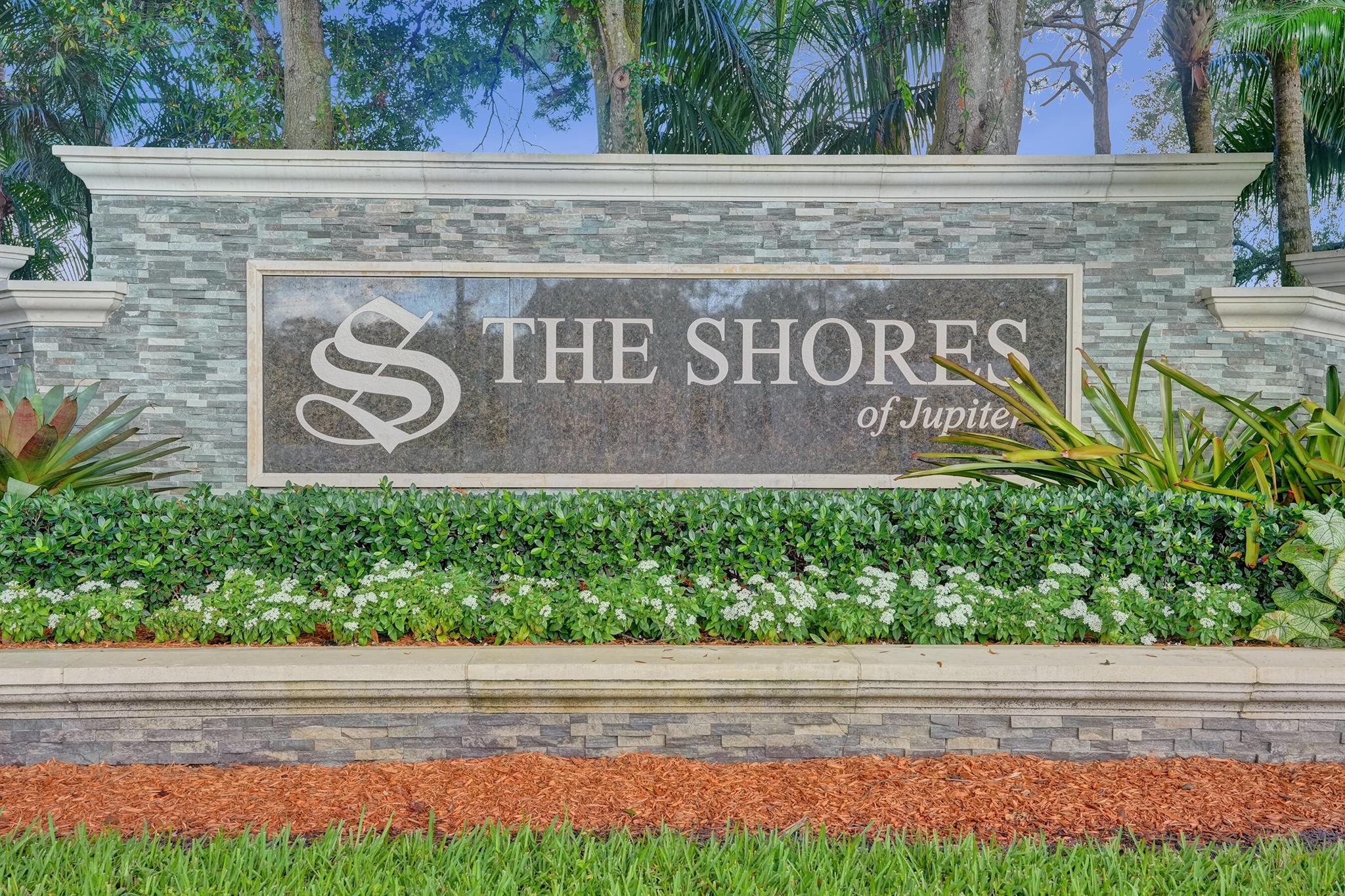 SHORES 3 - Residential