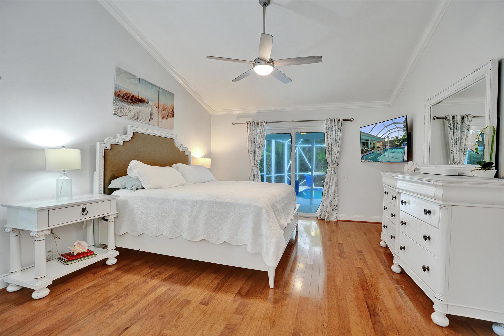 SHORES 3 - Residential