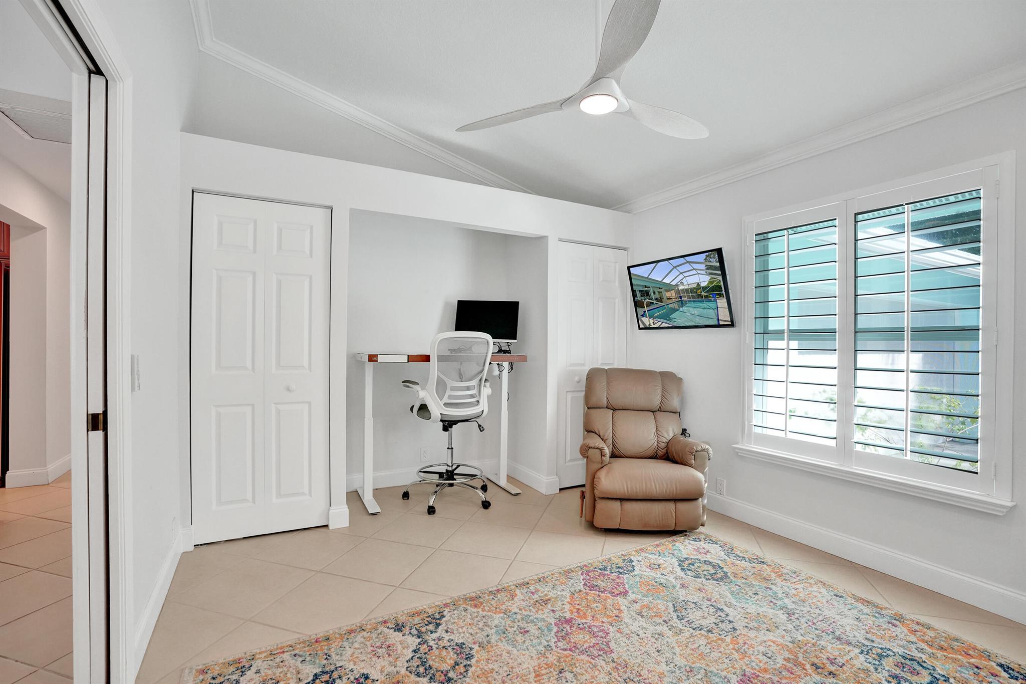 SHORES 3 - Residential