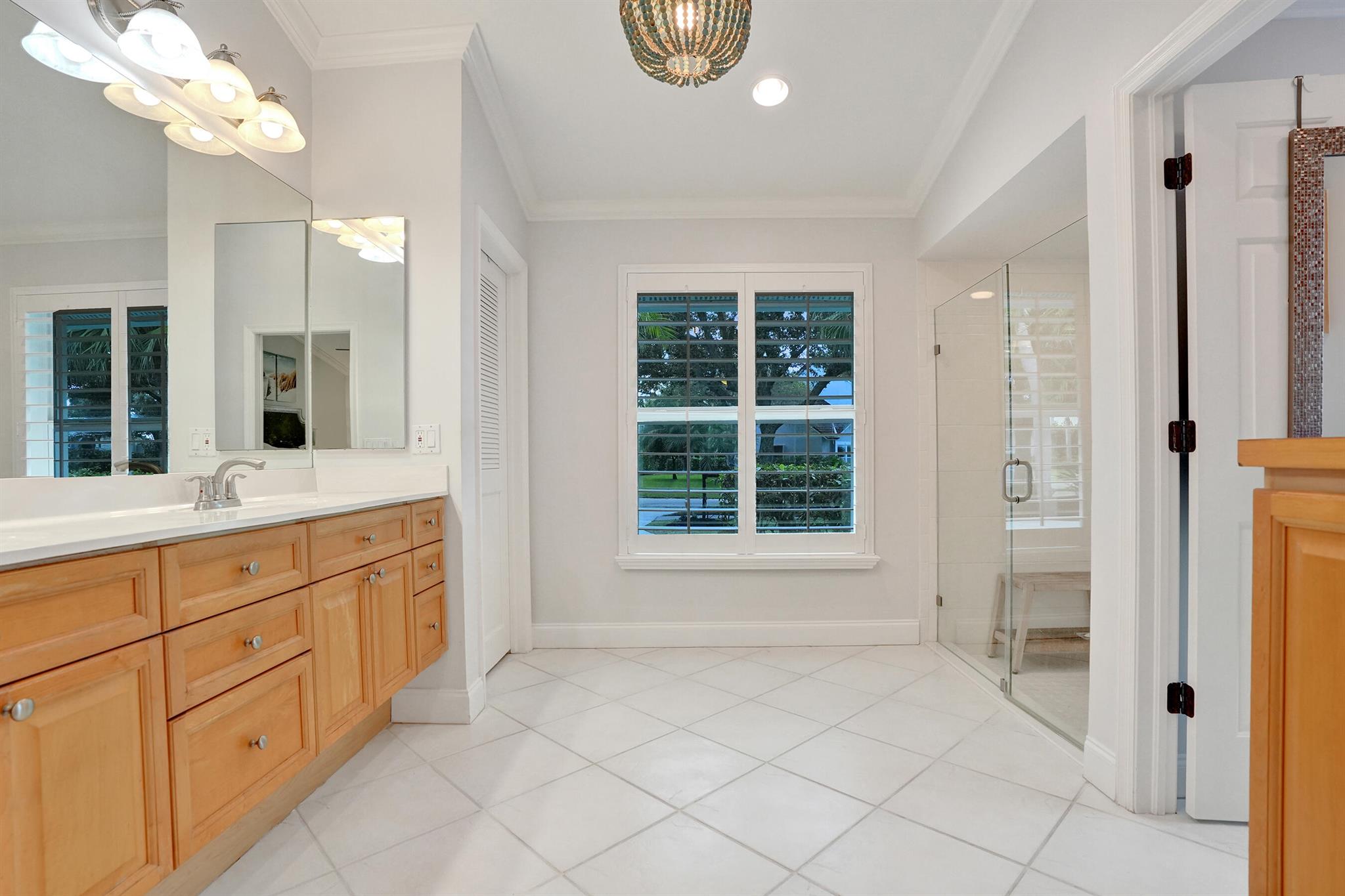 SHORES 3 - Residential