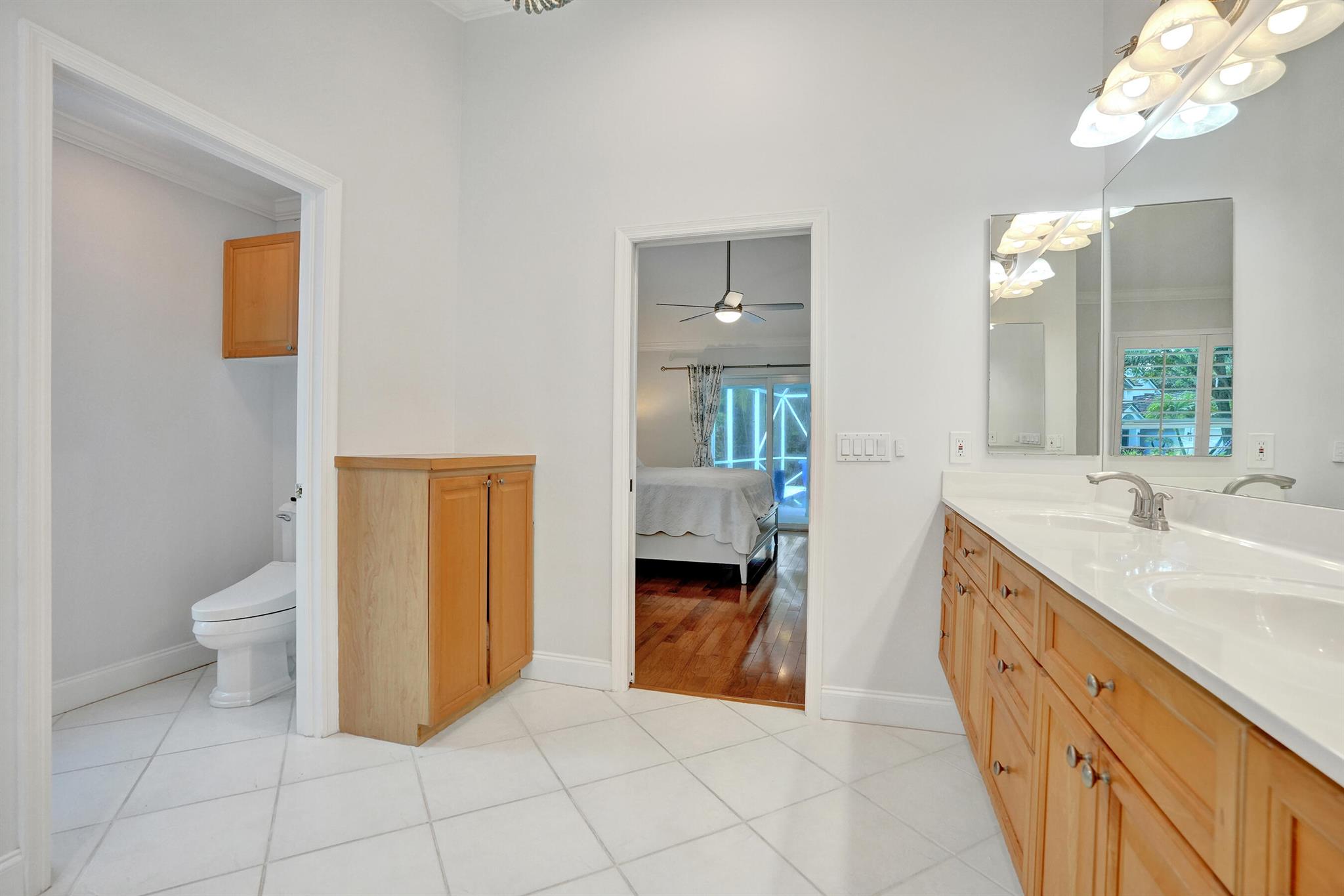 SHORES 3 - Residential