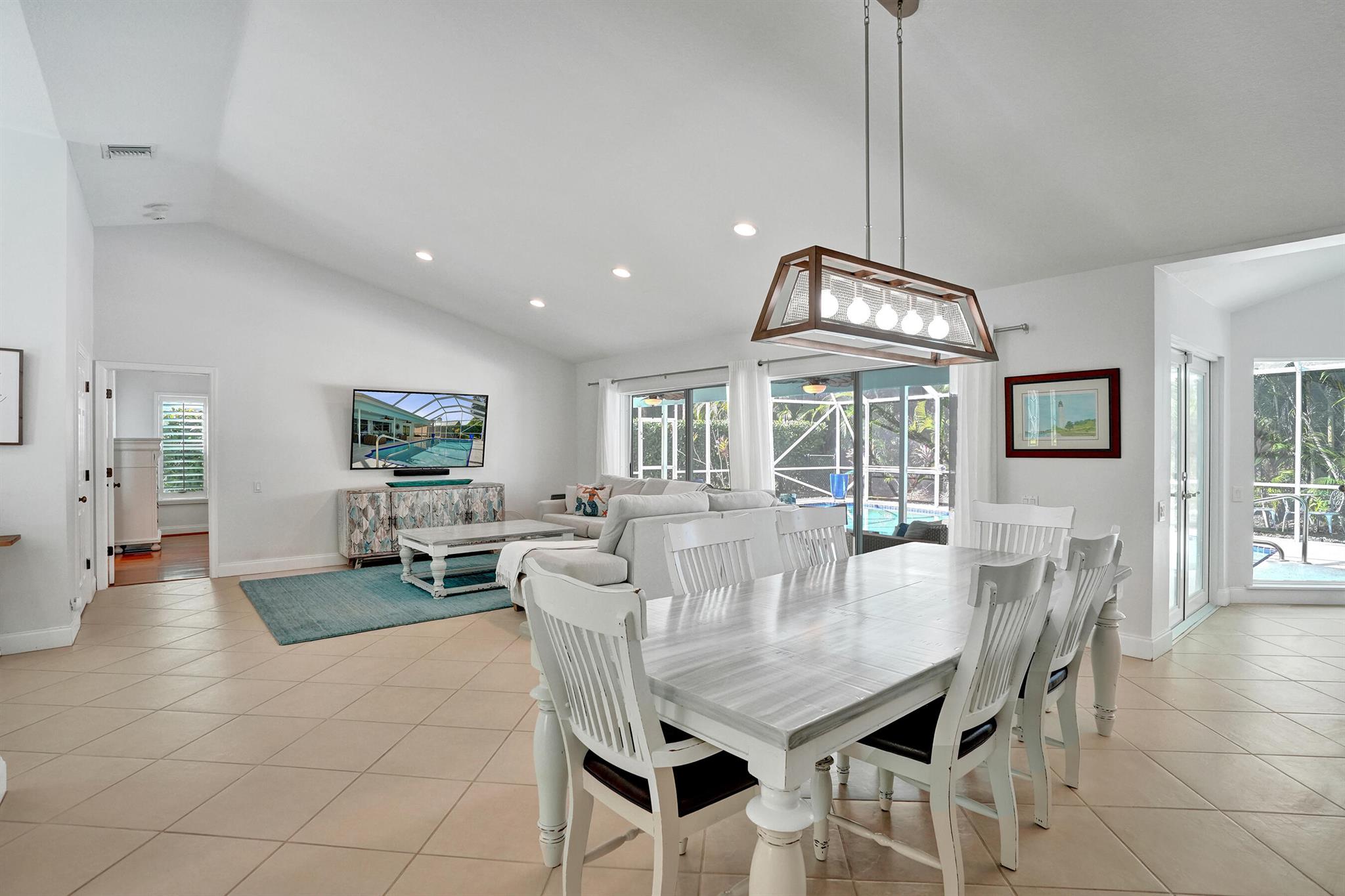 SHORES 3 - Residential