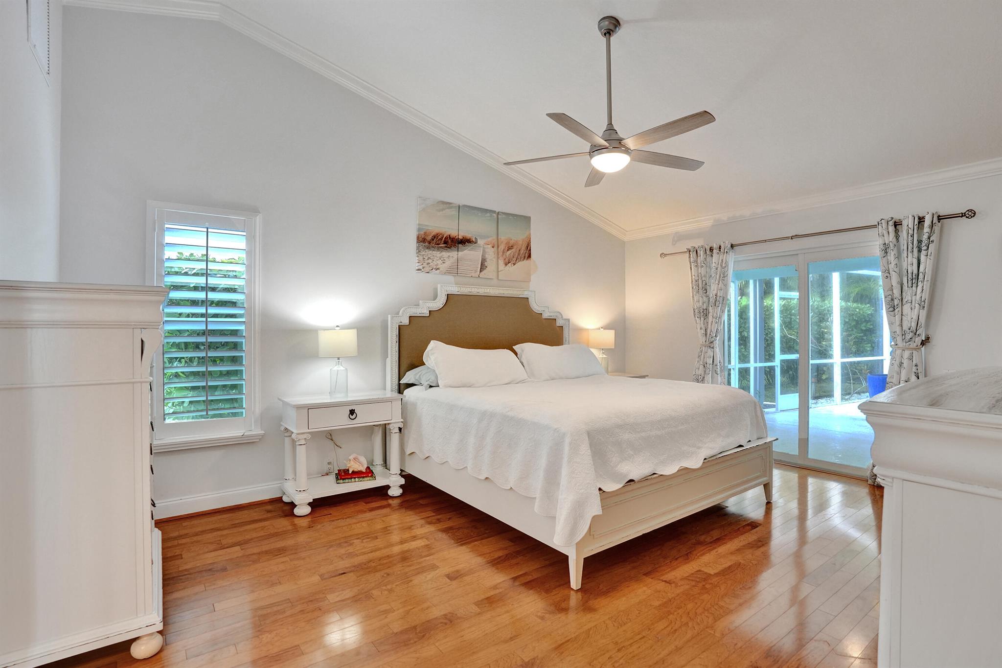 SHORES 3 - Residential
