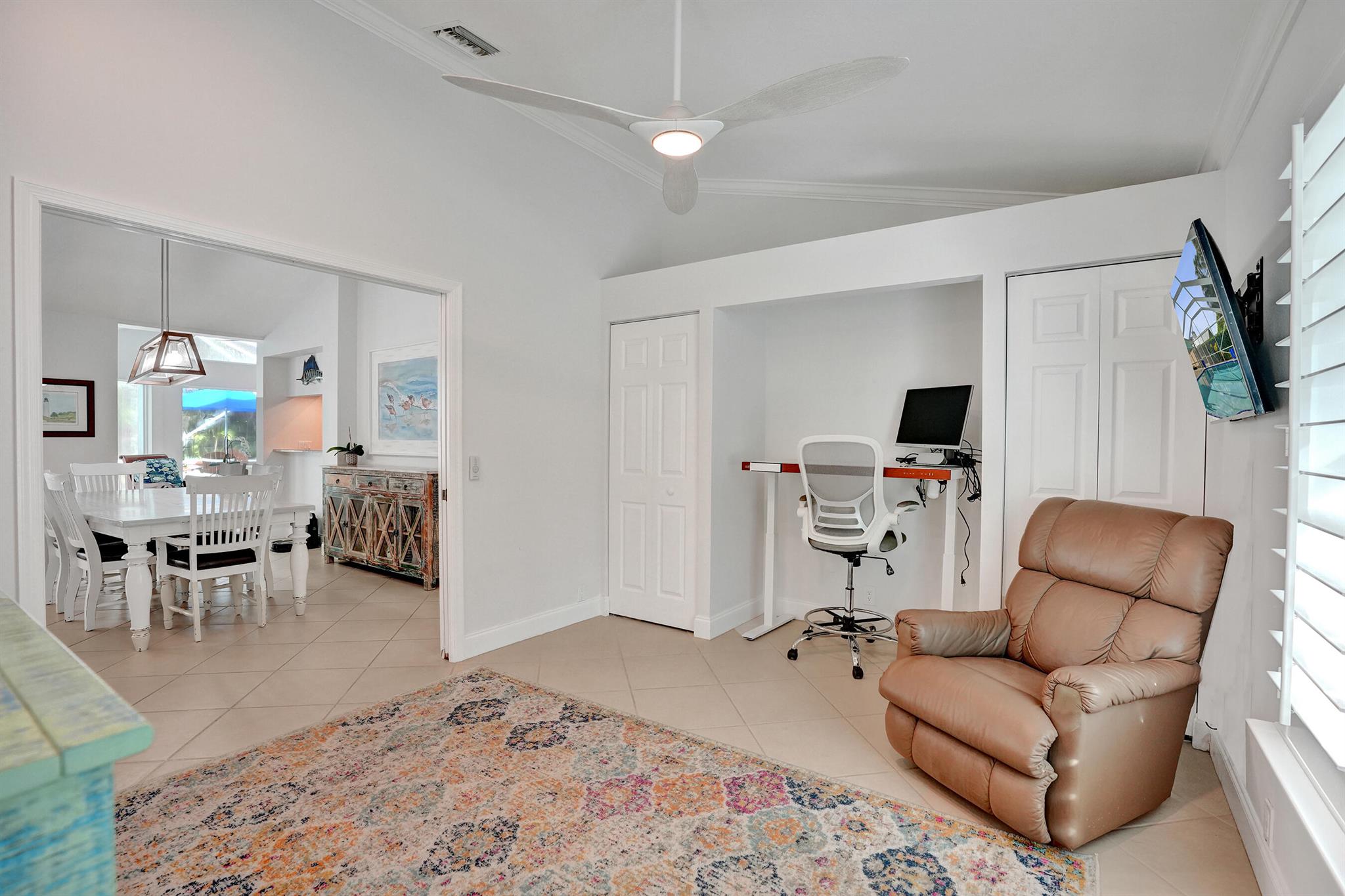SHORES 3 - Residential