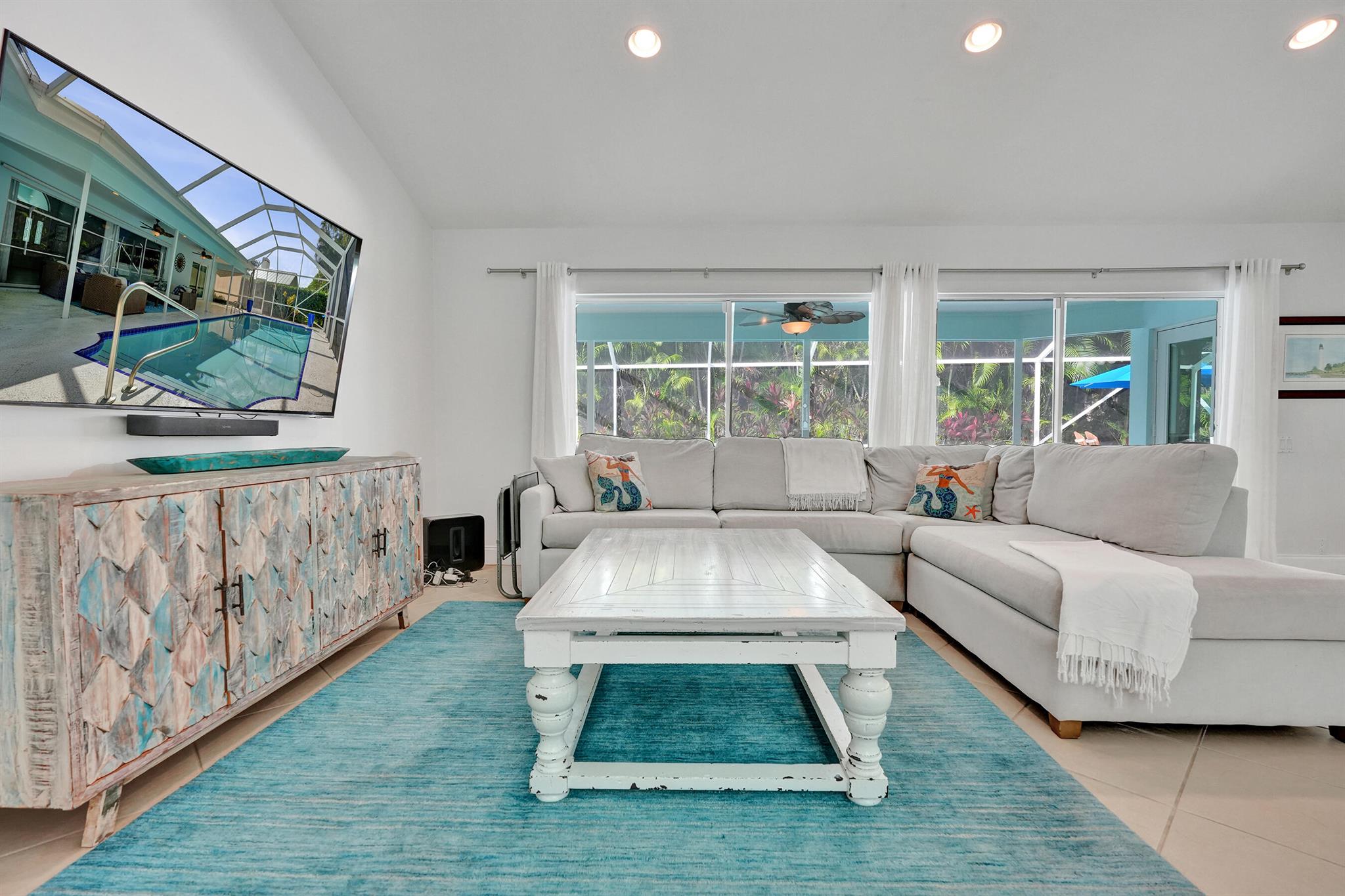 SHORES 3 - Residential